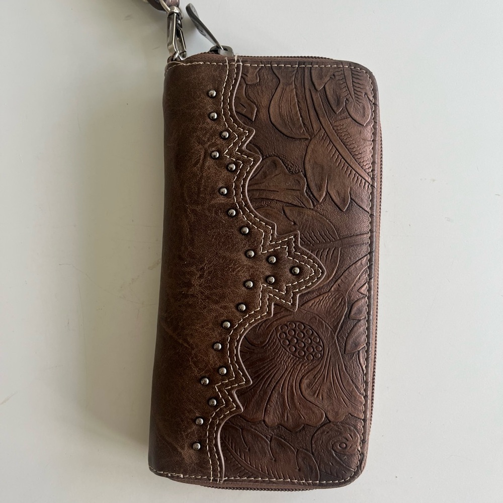 Justin Boots Brown Tooled Leather Wristlet Clutch